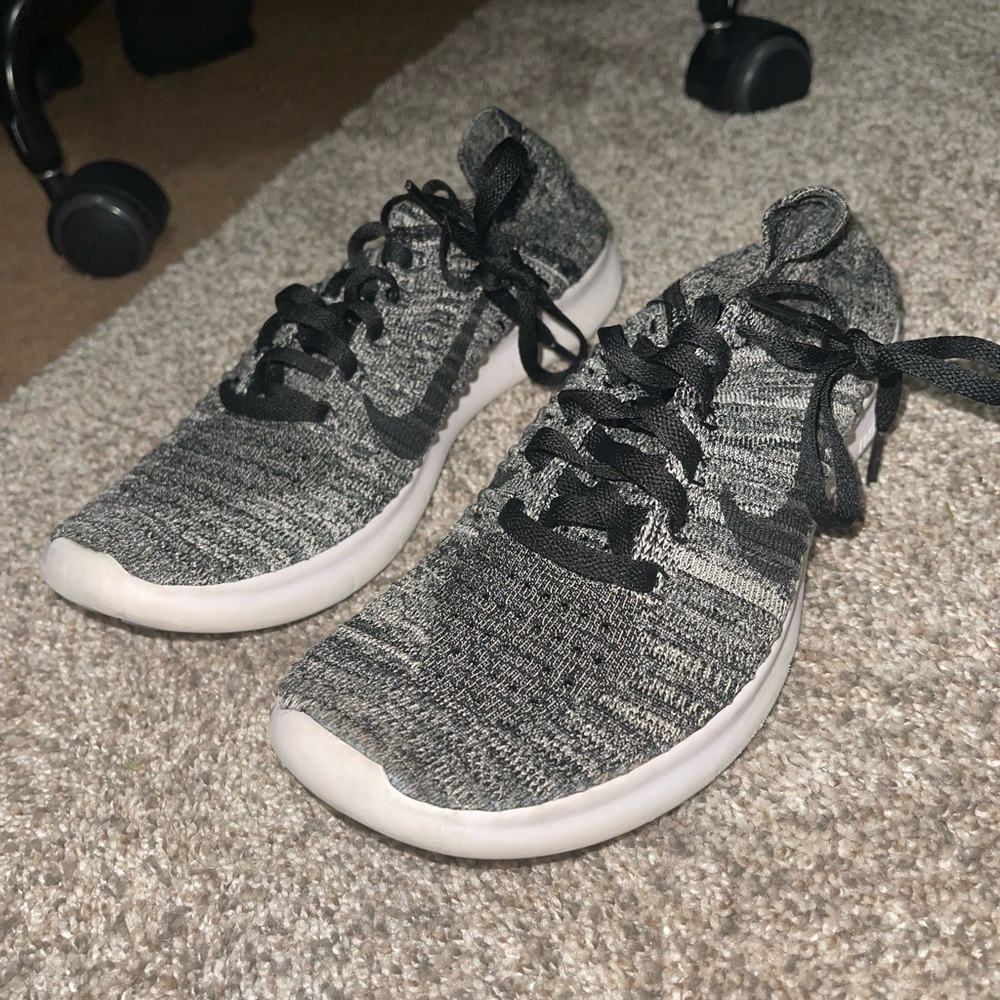 Nike - Womens free rn flyknit